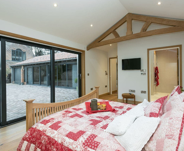 One of the bedrooms at Bumblebee Cottage in Geldeston