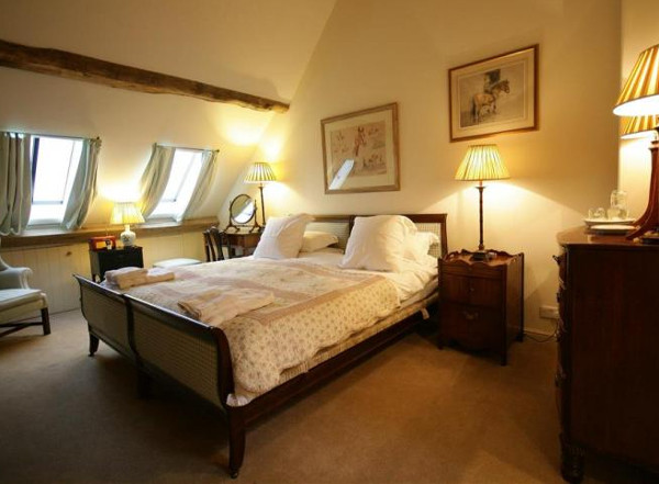 One of the bedrooms at Thorndale Farm Barn in Northleach